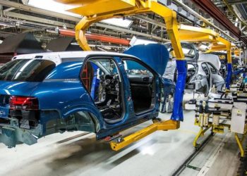 Produção de veículos registra queda de 15,8% em fevereiro