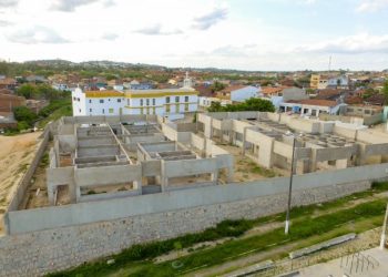 MPPE solicita medidas da Prefeitura de Gravatá sobre abandono em construção de creche por empresa