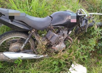 Motociclista morre após bater em carro na BR-232, em Caruaru