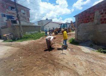 Compesa conclui substituição da rede de abastecimento da Rua da Linha, na Área Verde