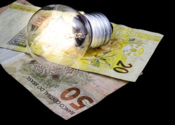 Conta de luz deve ter bandeira até o fim do ano, anuncia ONS