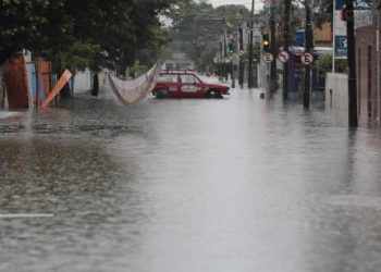 Pernambuco tem alerta de chuva intensa no fim de semana, segundo Apac