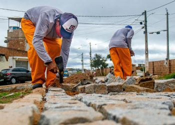Prefeitura homologa processo licitatório para pavimentação de ruas em Gravatá