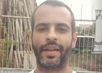 Operação ‘Influência Digital’ cumpre mandados de busca e apreensão contra suspeitos por morte de blogueiro, em Caruaru
