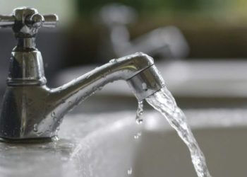 Compesa pede aumento de 11,68% nas contas de água