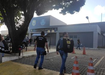 Polícia Civil cumpre mandados por fraude em licitação e lavagem de dinheiro no Grande Recife