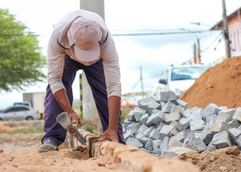 Prefeitura de Gravatá divulga contrato para pavimentação de quatro ruas no bairro Novo
