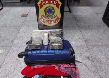 Homem é detido com tabletes de cocaína preso às pernas no Aeroporto do Recife