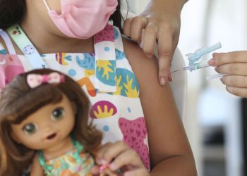 Chã Grande começa a vacinar crianças de 4 anos contra covid-19