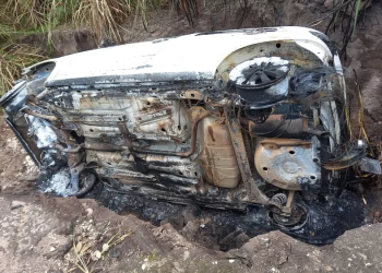 Homem é preso por suspeita de roubar e matar os próprios pais e irmã, em Nazaré da Mata