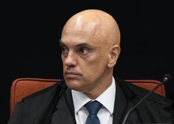 Alexandre de Moraes assume presidência do TSE nesta terça