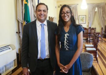 Pernambucana é aprovada em três universidades internacionais