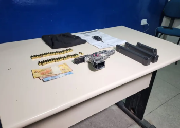 Suspeito fica ferido em troca de tiros com a polícia, em Escada