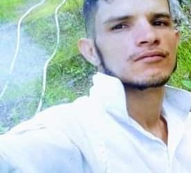 Jovem é encontrado morto em terreno baldio no bairro do CAIC, em Gravatá