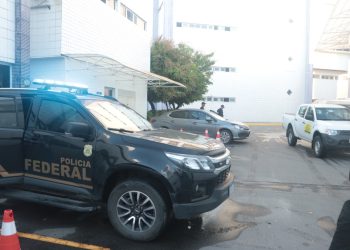 Polícia Federal faz operação contra suspeita de desvios em contratos da Secretaria de Saúde de PE