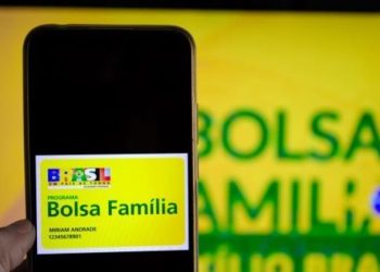 Bolsa Família com adicional de R$ 150 por criança de até seis anos começa a ser pago em março