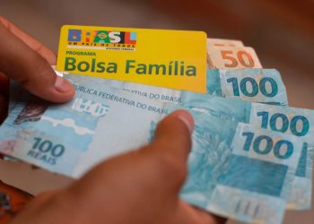 Mais de 1,5 milhão de beneficiários do Bolsa Família serão excluídos do programa em março, confirma governo Lula