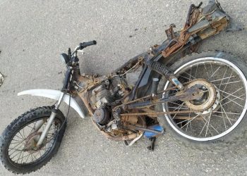 Motociclista morre ao colidir com caminhão na BR-104, em Caruaru