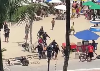 Praia de Piedade registra novo incidente com tubarão