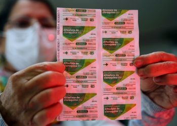 Associação de médicos e empresas de saúde são condenadas por defesa do ‘kit covid’