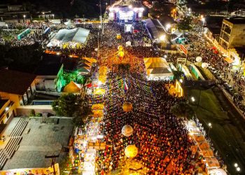 Críticas do público à falta de estrutura e segurança marcam abertura do São João 2023 em Gravatá