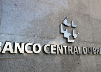 Banco Central pode iniciar queda na taxa Selic em agosto, sugere ata do Copom