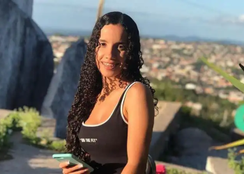 Mulher é assassinada a golpes de faca no Prado, em Gravatá