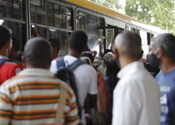 Governo de Pernambuco anuncia tarifa única de R$ 4,10 para ônibus metropolitanos