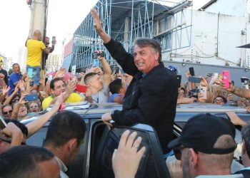 Bolsonaro em Gravatá: ex-presidente se reunirá com apoiadores na Praça da Matriz nesta quinta-feira (8); saiba mais