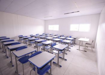 Professores da rede municipal interrompem paralisações em Gravatá, mas seguem mobilizados por reajuste salarial