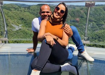 Casal morre após carro cair de ribanceira na Serra das Russas, em Gravatá