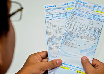 Governo de Pernambuco amplia tarifa social da Compesa; saiba quem tem direito