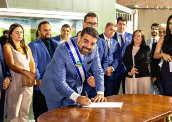 Sandro Advogado, do Avante, é empossado como prefeito de Chã Grande