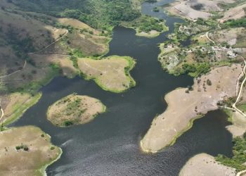 Compesa rebate deputado sobre gestão hídrica e confirma licitação para obra de ampliação da ETA de Gravatá