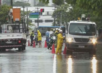 Chuvas no Grande Recife deixam sete mortos e mais de 400 desalojados