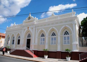 MPPE dá 30 dias para gestão Joselito Gomes recadastrar servidores e exonerar casos de acúmulo irregular de cargos em Gravatá