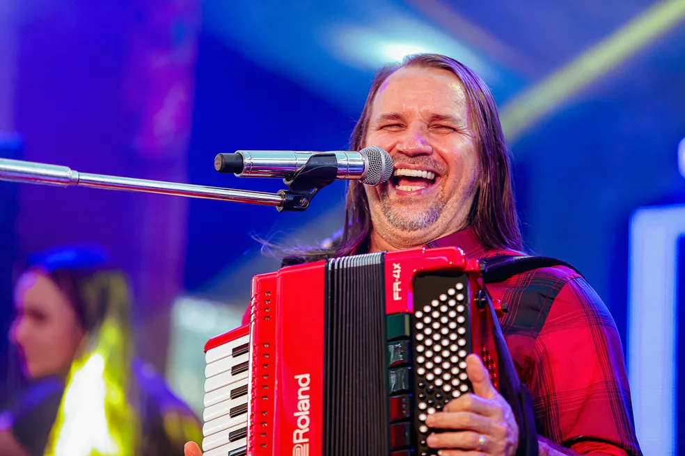 Cantor Dorgival Dantas