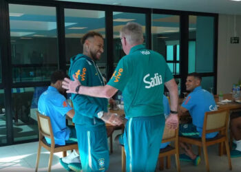 Jogadores se apresentam na Granja Comary, e Brasil inicia preparação para a Copa do Mundo